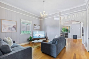 3BR Retreat 7km to Brisbane CBD
